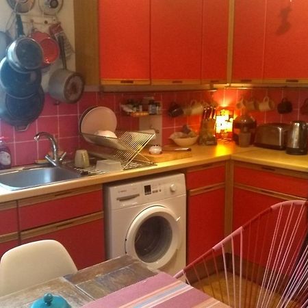 Homey, Warm & Welcoming Room. 런던 외부 사진